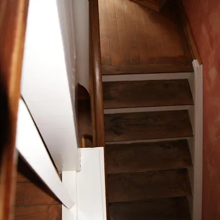 Gaestehaus 'alte Baeckerei' Kaffeehaus بيت ضيافة