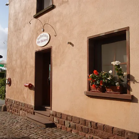Gaestehaus 'alte Baeckerei' Kaffeehaus بيت ضيافة 3*