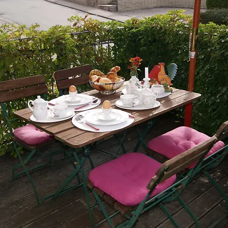 Gaestehaus 'alte Baeckerei' Kaffeehaus Großbundenbach