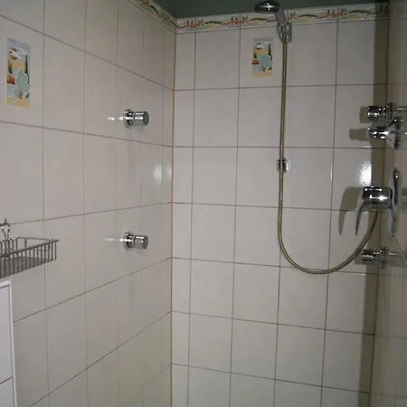 Affittacamere Gaestehaus 'alte Baeckerei' Kaffeehaus 3*