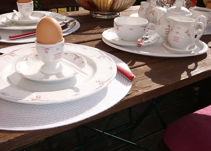 Gaestehaus 'alte Baeckerei' Kaffeehaus Casa de hóspedes Großbundenbach