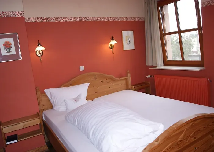 Gaestehaus 'alte Baeckerei' Kaffeehaus Casa de hóspedes Großbundenbach